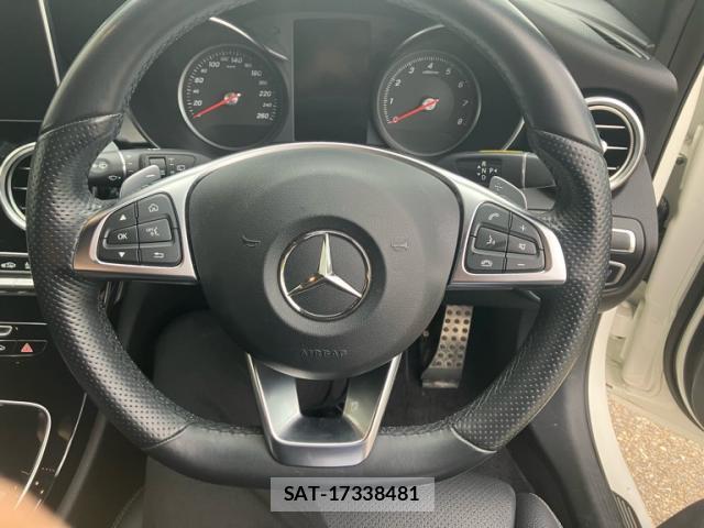 Mercedes Benz C-CLASS 2018-02 8813633-11