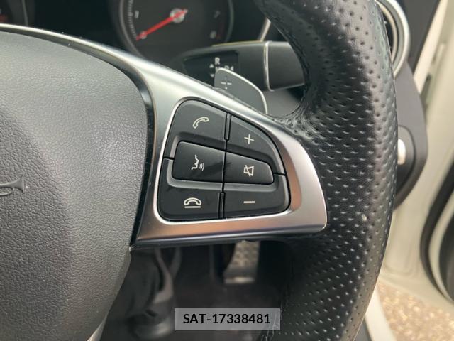 Mercedes Benz C-CLASS 2018-02 8813633-15