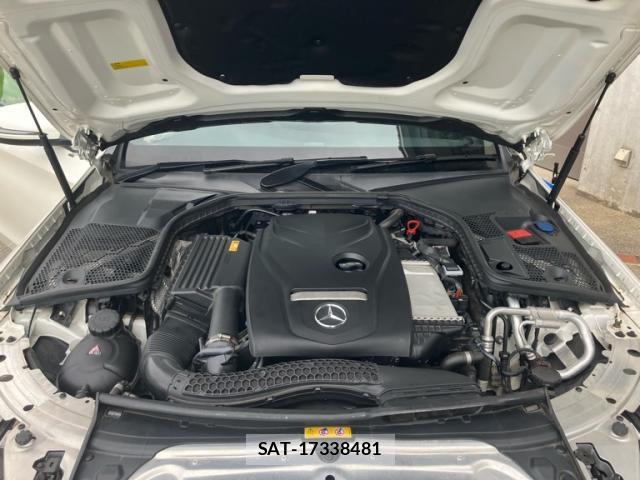 Mercedes Benz C-CLASS 2018-02 8813633-6