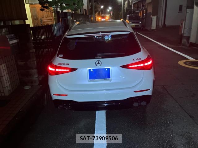Amg C-CLASS 2023-02 8813896-19