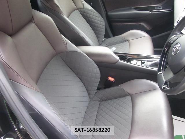 Toyota C-HR 2017-03 8812500-10