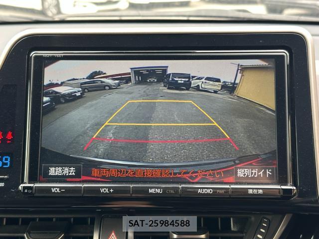 Toyota C-HR 2017-09 8812678-3
