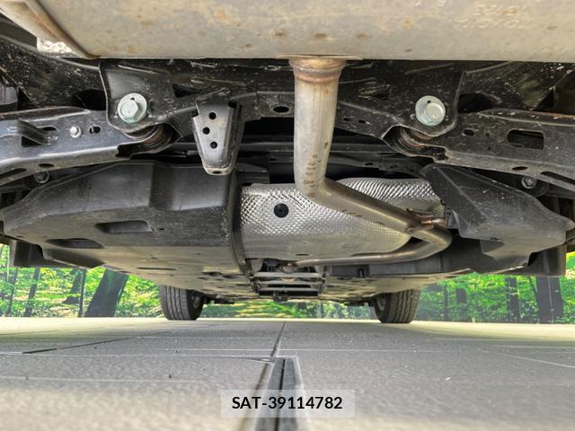 Toyota C-HR 2018-11 8812901-19