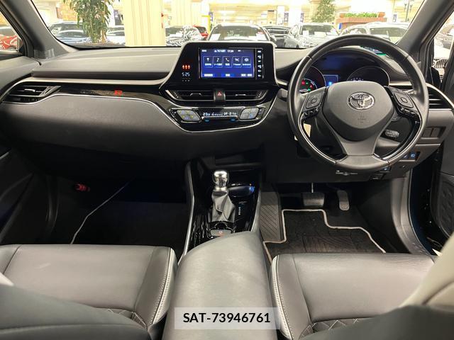 Toyota C-HR 2019-02 8812944-2