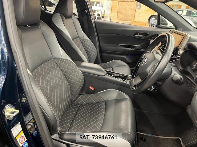 Toyota C-HR 2019-02 8812944-7