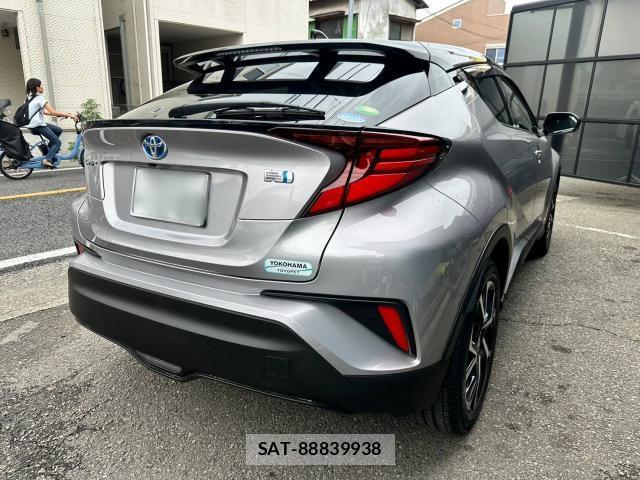 Toyota C-HR 2020-02 8813238-2