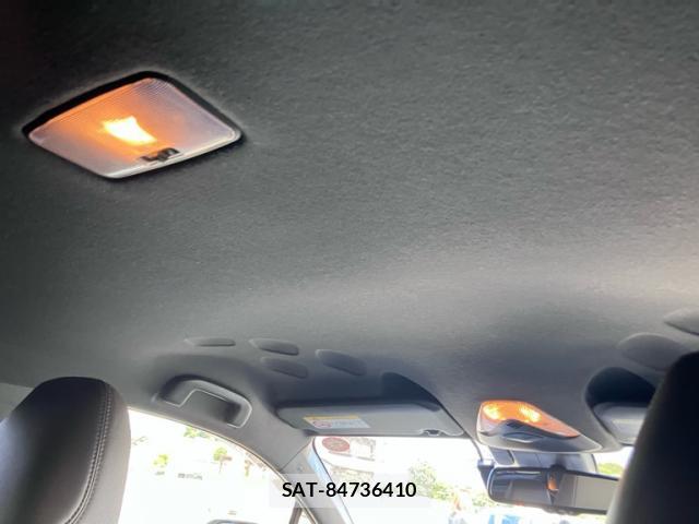 Toyota C-HR 2018-03 8813261-7