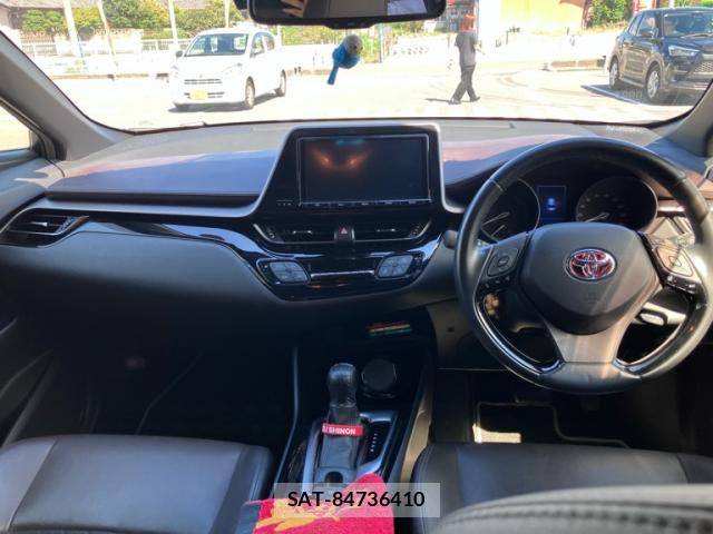 Toyota C-HR 2018-03 8813261-8
