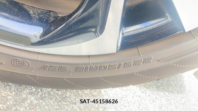 Toyota C-HR 2017-06 8813568-4
