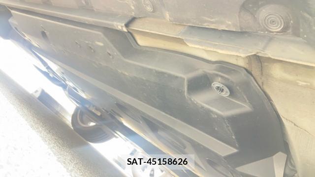 Toyota C-HR 2017-06 8813568-5