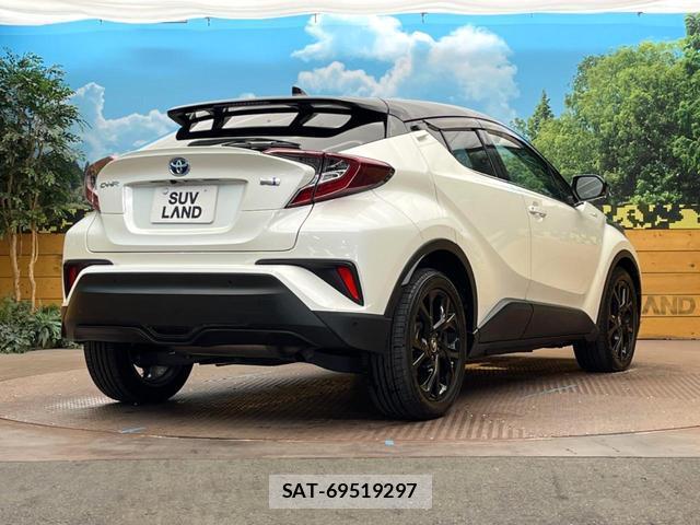 Toyota C-HR 2019-09 8813687-16