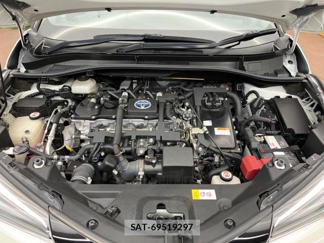 Toyota C-HR 2019-09 8813687-17