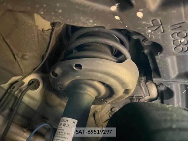 Toyota C-HR 2019-09 8813687-19