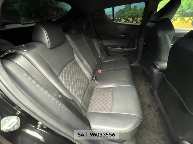 Toyota C-HR 2021-03 8813691-9