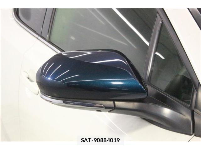 Toyota C-HR 2017-01 8814317-9