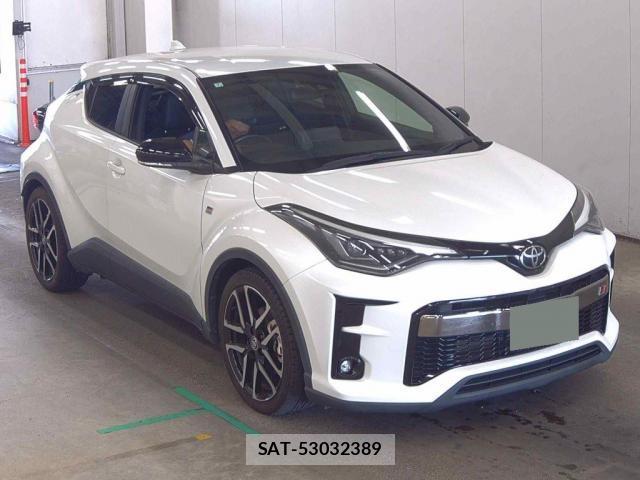Toyota C-HR 2020-07 8814968-3