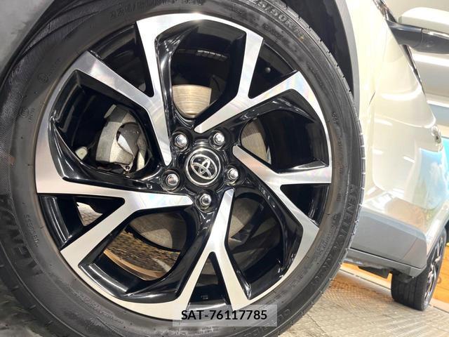 Toyota C-HR 2020-05 8815069-12
