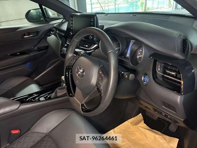 Toyota C-HR 2022-03 8815375-3