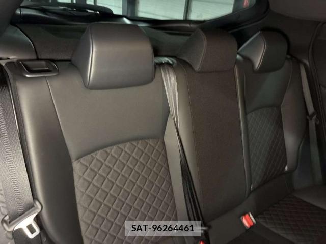 Toyota C-HR 2022-03 8815375-4