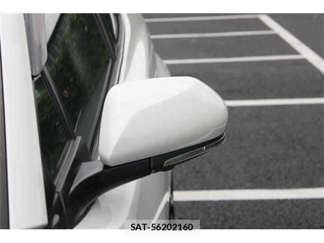 Toyota C-HR 2020-01 8815746-17