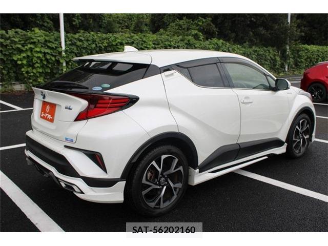 Toyota C-HR 2020-01 8815746-7