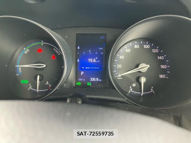 Toyota C-HR 2018-01 8815876-18