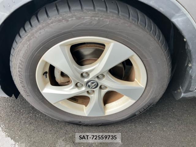 Toyota C-HR 2018-01 8815876-7