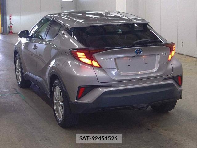Toyota C-HR 2021-11 8816208-4