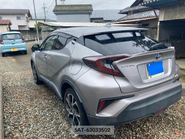 Toyota C-HR 2018-02 8816265-19