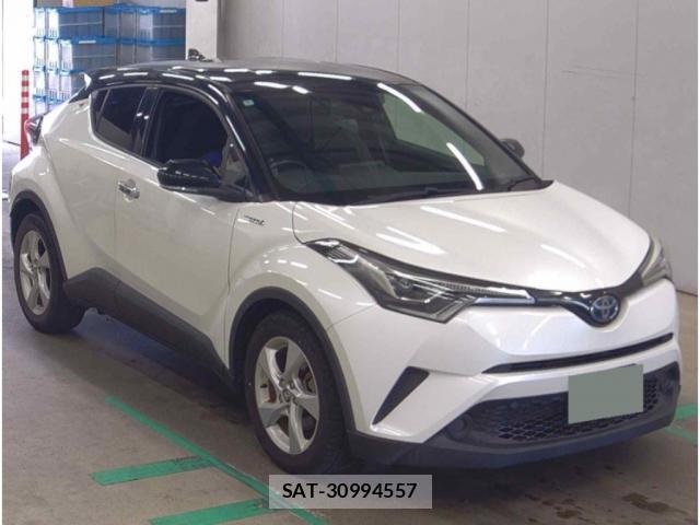 Toyota C-HR 2018-01 8817323-0