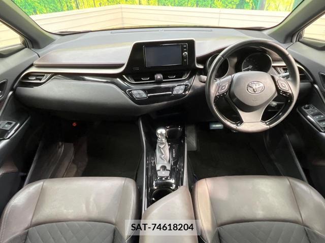 Toyota C-HR 2017-04 8817552-1