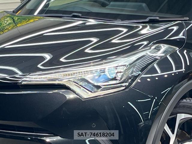 Toyota C-HR 2017-04 8817552-11