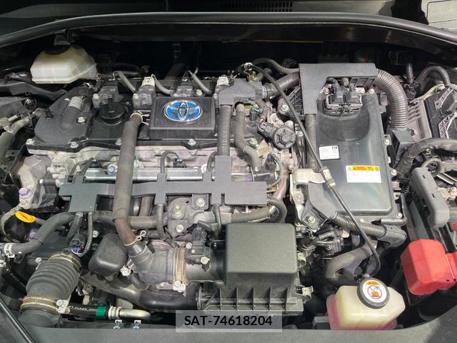 Toyota C-HR 2017-04 8817552-17