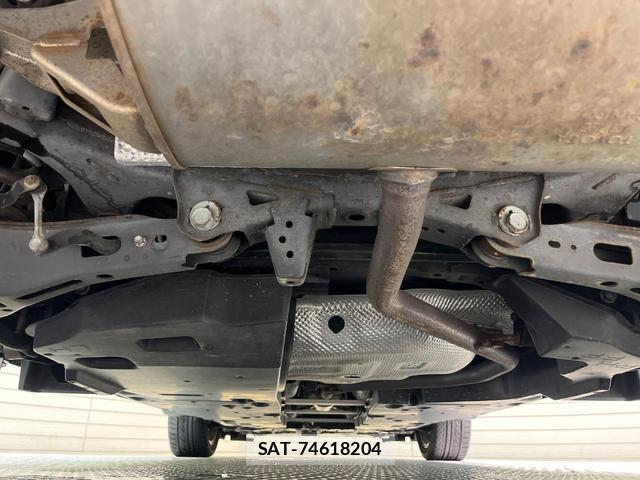 Toyota C-HR 2017-04 8817552-18