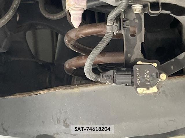 Toyota C-HR 2017-04 8817552-19