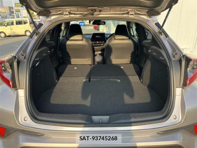 Toyota C-HR 2016-12 8817942-7