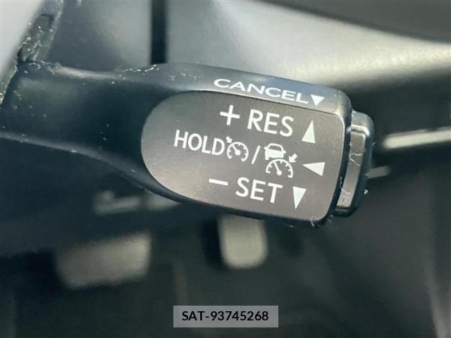 Toyota C-HR 2016-12 8817942-9