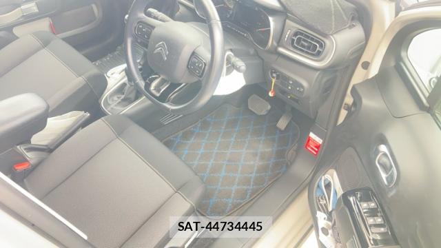 Citroen C3 2017-11 8817608-11