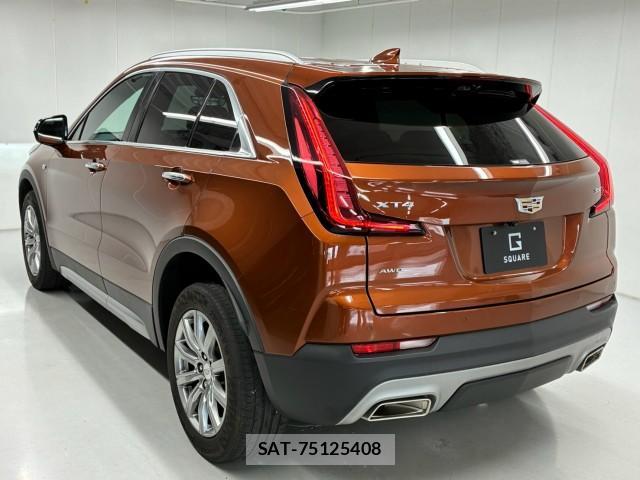 Cadillac XT4 2021-04 8814344-6
