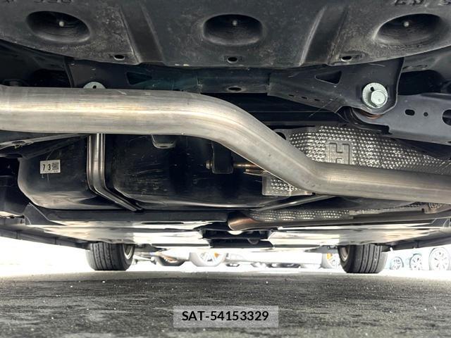 Toyota CAMRY 2017-09 8812222-18