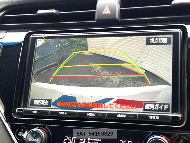 Toyota CAMRY 2017-09 8812222-4