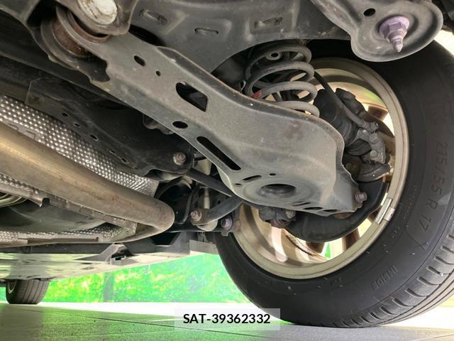 Toyota CAMRY 2017-12 8812999-19