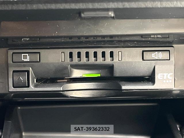 Toyota CAMRY 2017-12 8812999-8