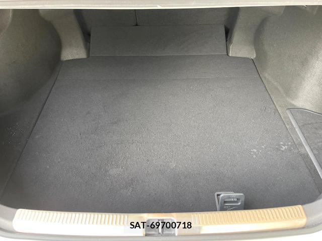 Toyota CAMRY 2021-12 8817207-9
