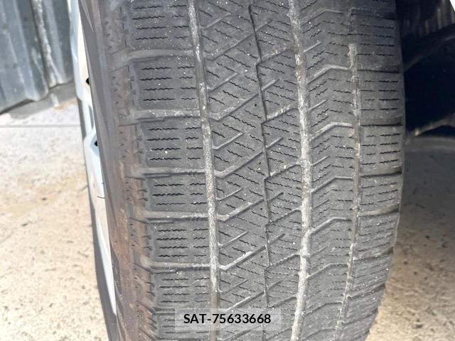 Toyota CAMRY 2018-01 8817210-19