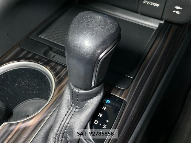 Toyota CAMRY 2017-09 8817387-17