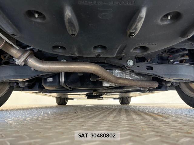 Toyota CAMRY 2017-09 8817839-18