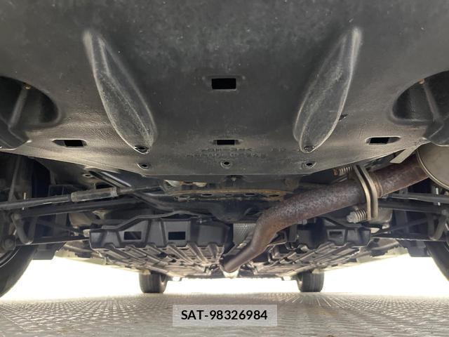 Toyota CAMRY 2012-06 8817843-18