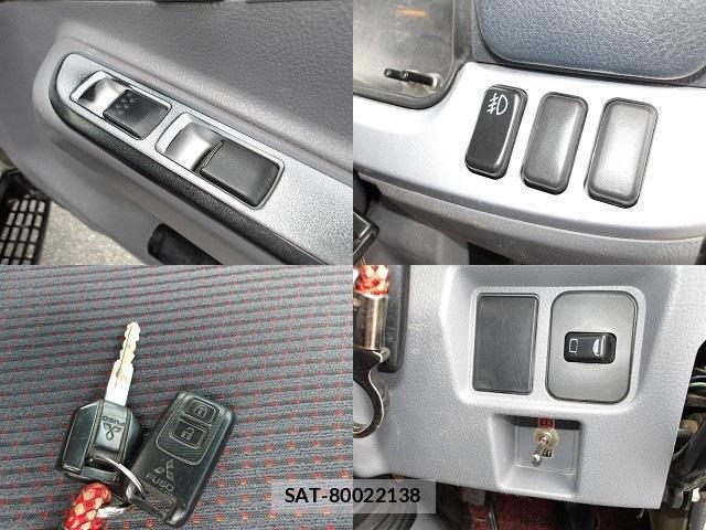 MITSUBISHI FUSO CANTER 2014-11 8812853-5