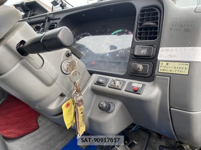 MITSUBISHI FUSO CANTER 1994-01 8813836-16